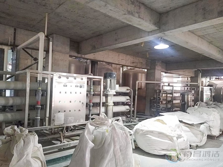 湖南鸿跃电池材料有限公司2套25.0吨一级反渗透纯水设备