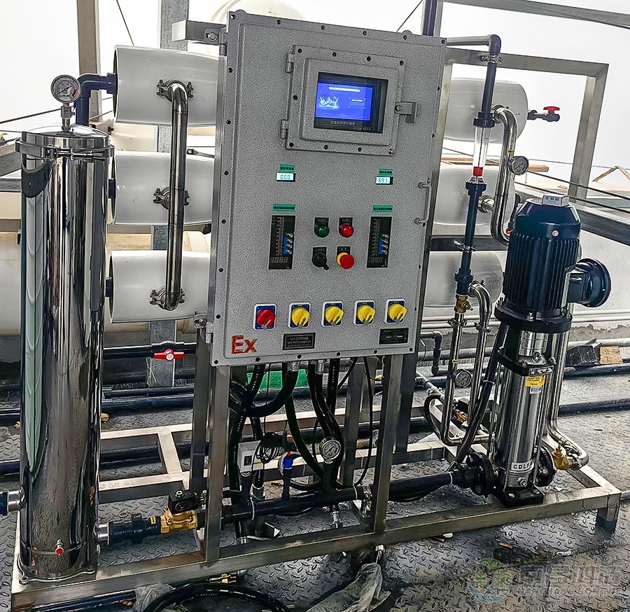 道仕化学3.0T一级反渗透主机