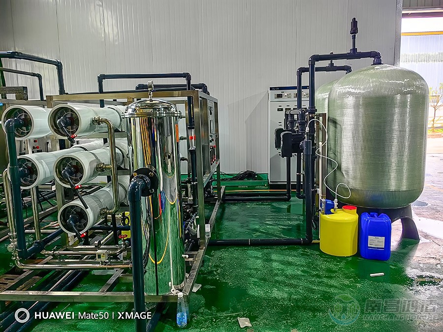 辉腾6.0T二级反渗透设备